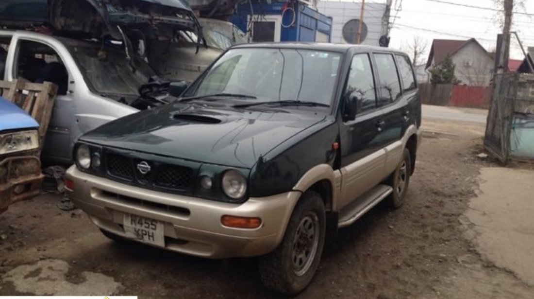 Aripa fata nissan terrano 2 1997