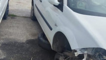 Aripa fata Renault Megane 2 1.5 dci 63Kw / 86 Cp e...