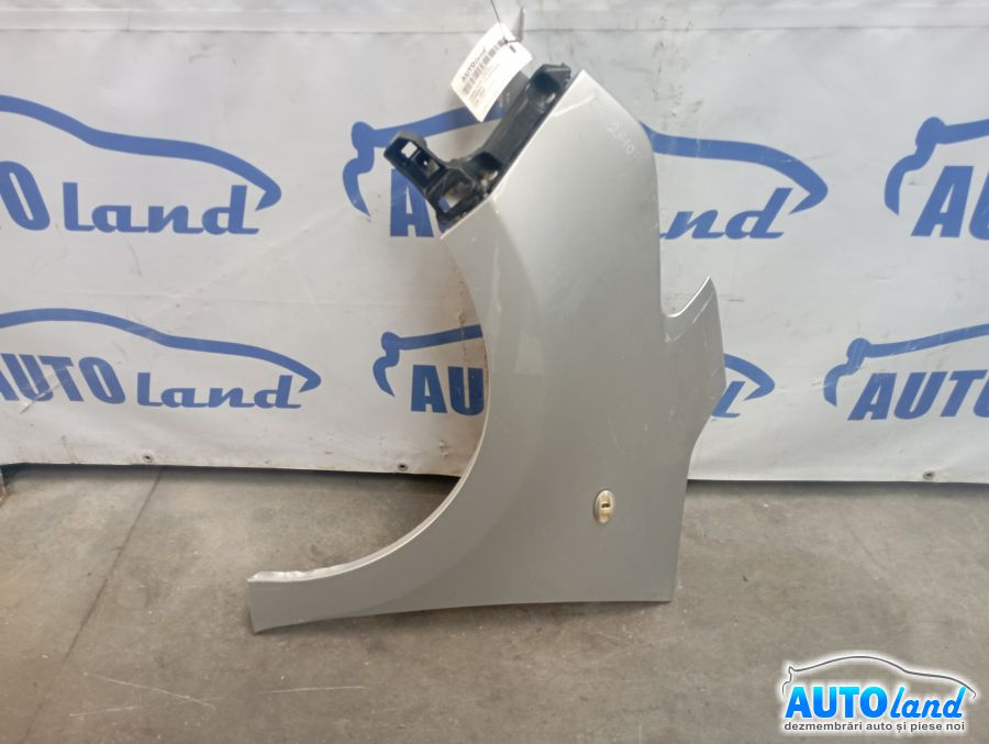 Aripa Fata Stanga 9681809380 Citroen C3 Picasso 2009