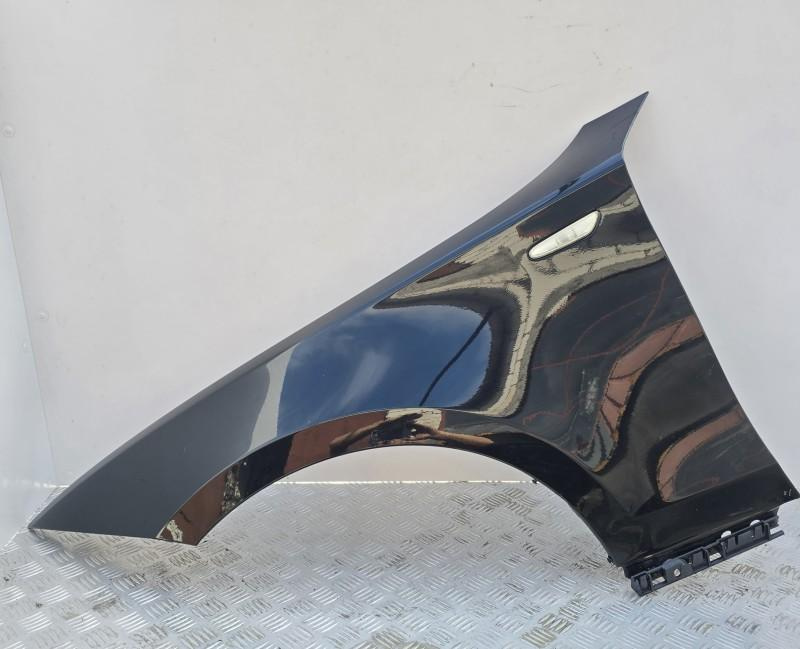Aripa fata stanga BMW Seria 1 2004-2011 E81, E87