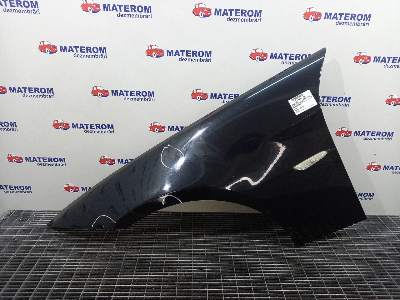ARIPA FATA STANGA BMW SERIA 3 E 90 - - (2004 2007)