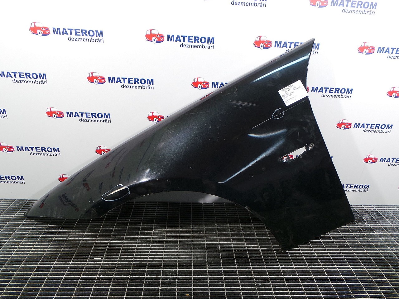 ARIPA FATA STANGA BMW SERIA 3 E 90 - - (2004 2007)