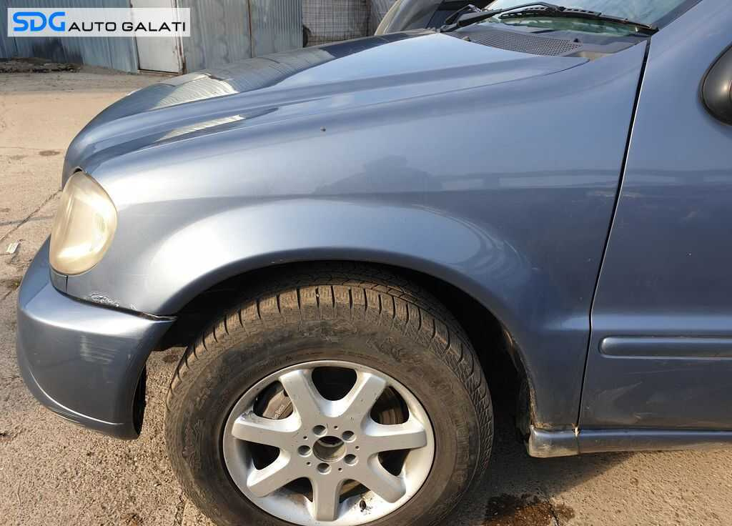 Aripa Fata Stanga cu Rugina Mercedes W163 ML 270 1997 - 2005 Culoare 343