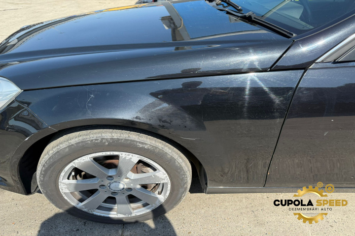 Aripa fata stanga culoare 197 Negru Obsidian Mercedes-Benz C-Class W204/S204/C204 [facelift] [2011 - 2015]