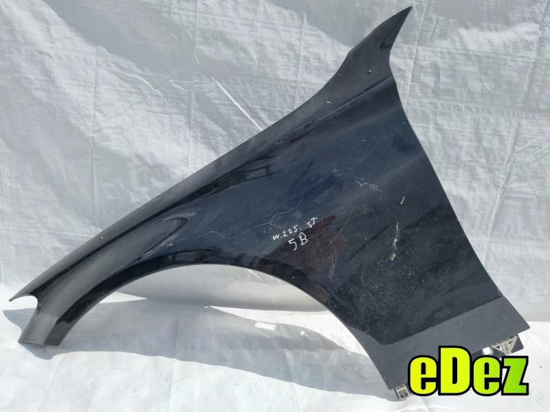 Aripa fata stanga culoare neagra Mercedes C-Class (2014->) [W205]