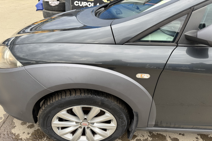 Aripa fata stanga FreeTrack Seat Altea XL [facelift] [2009 - 2015]