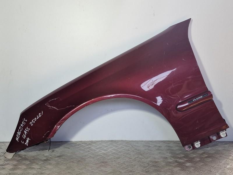 Aripa fata stanga Mercedes C-Class 2001-2007 W203