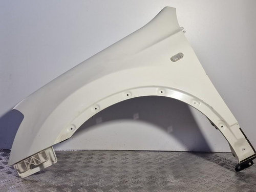 Aripa fata stanga Nissan Qashqai 2007-2010 J10