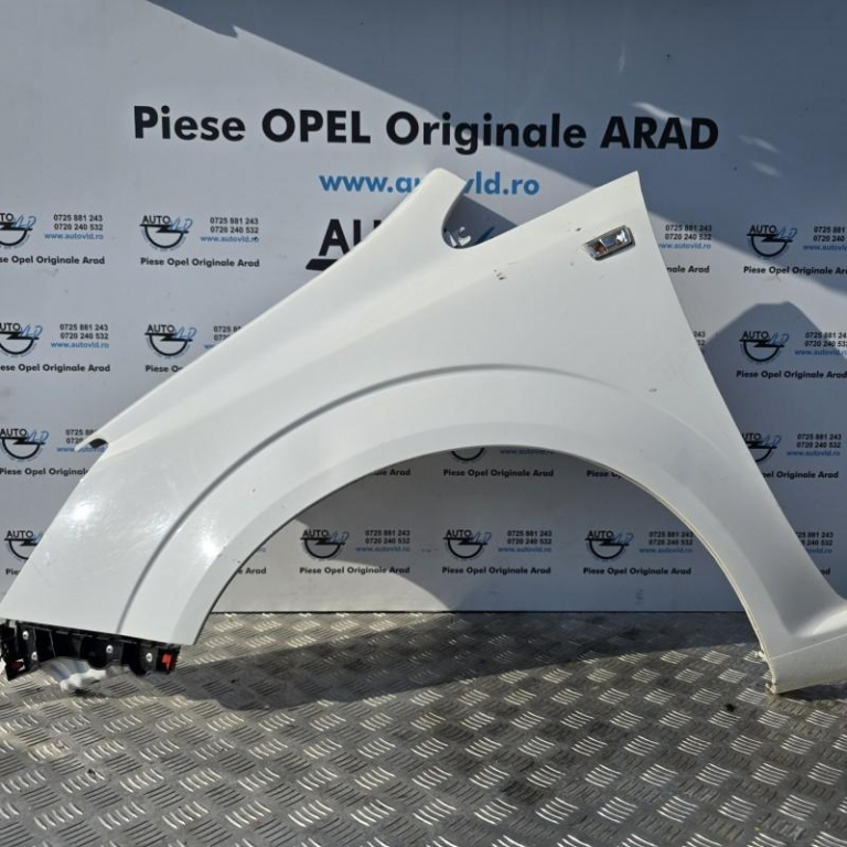 Aripa fata stanga Opel Zafira B 2005-2014