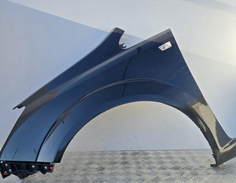 Aripa fata stanga Opel Zafira B 2005-2014