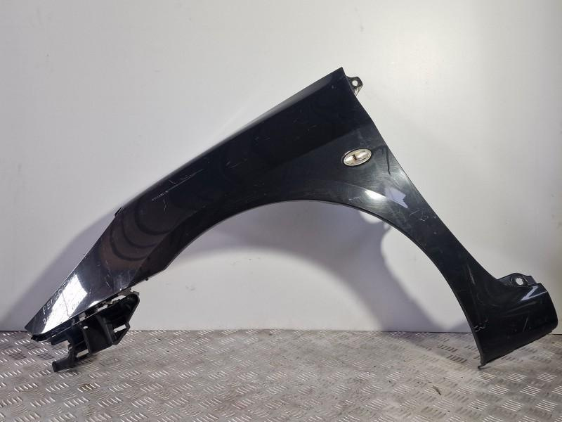 Aripa fata stanga Peugeot 307 2001-2008