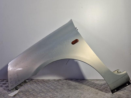 Aripa fata stanga Renault Clio 2 1998-2005