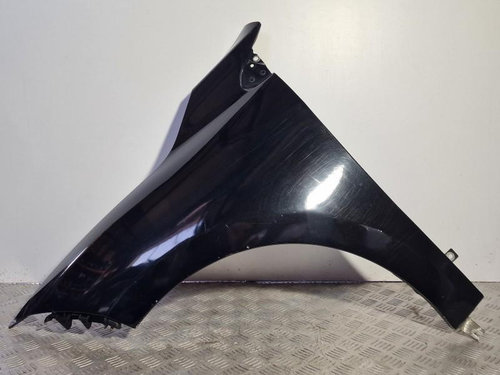 Aripa fata stanga Renault Megane 3 2008-2012