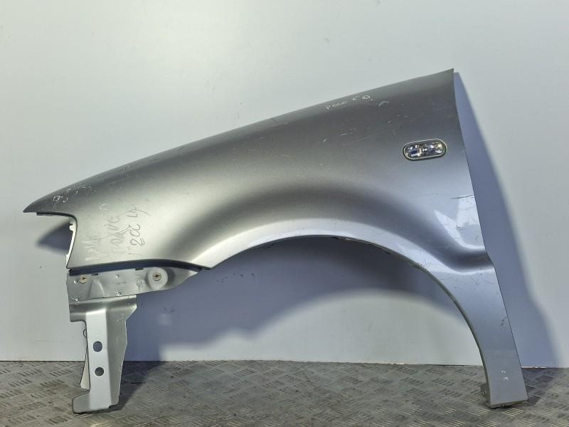 Aripa fata stanga Volkswagen Polo 4 2001-2005