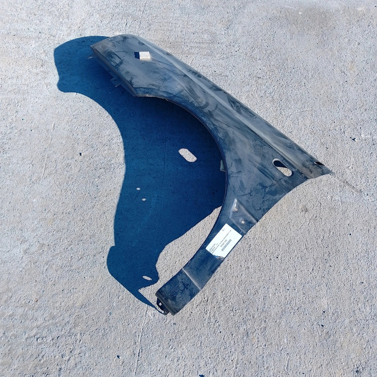 Aripa Fata Stanga Vw Golf 3 1991-1997 Negru 05341100