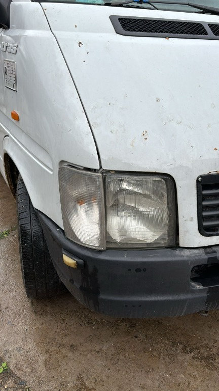Aripa fata Vw LT 35 2.5 TDI cod motor AVR / ANJ transmisie manuala 5+1, punte simpla,an fabricatie 2...