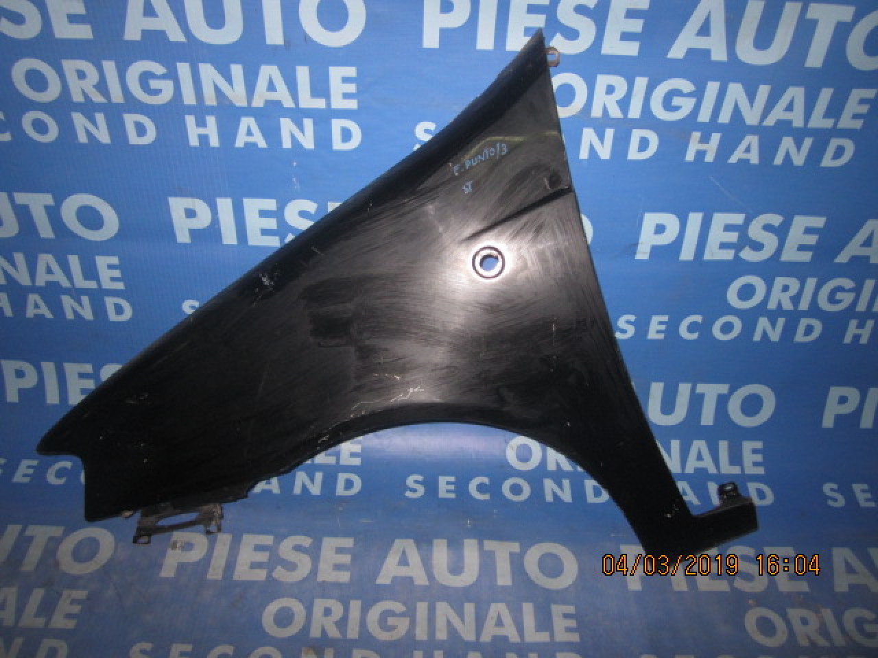 Aripa Fiat Punto