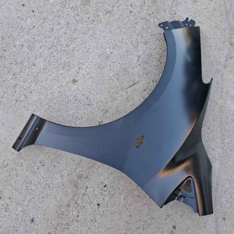 Aripa Mazda Demio (Dw) 1996-2003 Negru Fata Stanga Mz10069Bl, Tyd01G52211B, 4533011, Mz10069Blty1, Mz10069Bl-Ty1, Ty-D01G-52-211B, 93100001, Mz10069Blh, 20120911 Polcar