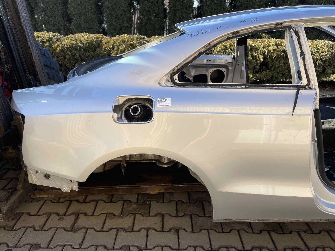ARIPA SPATE DREAPTA AUDI A5 - - (2011 2016)