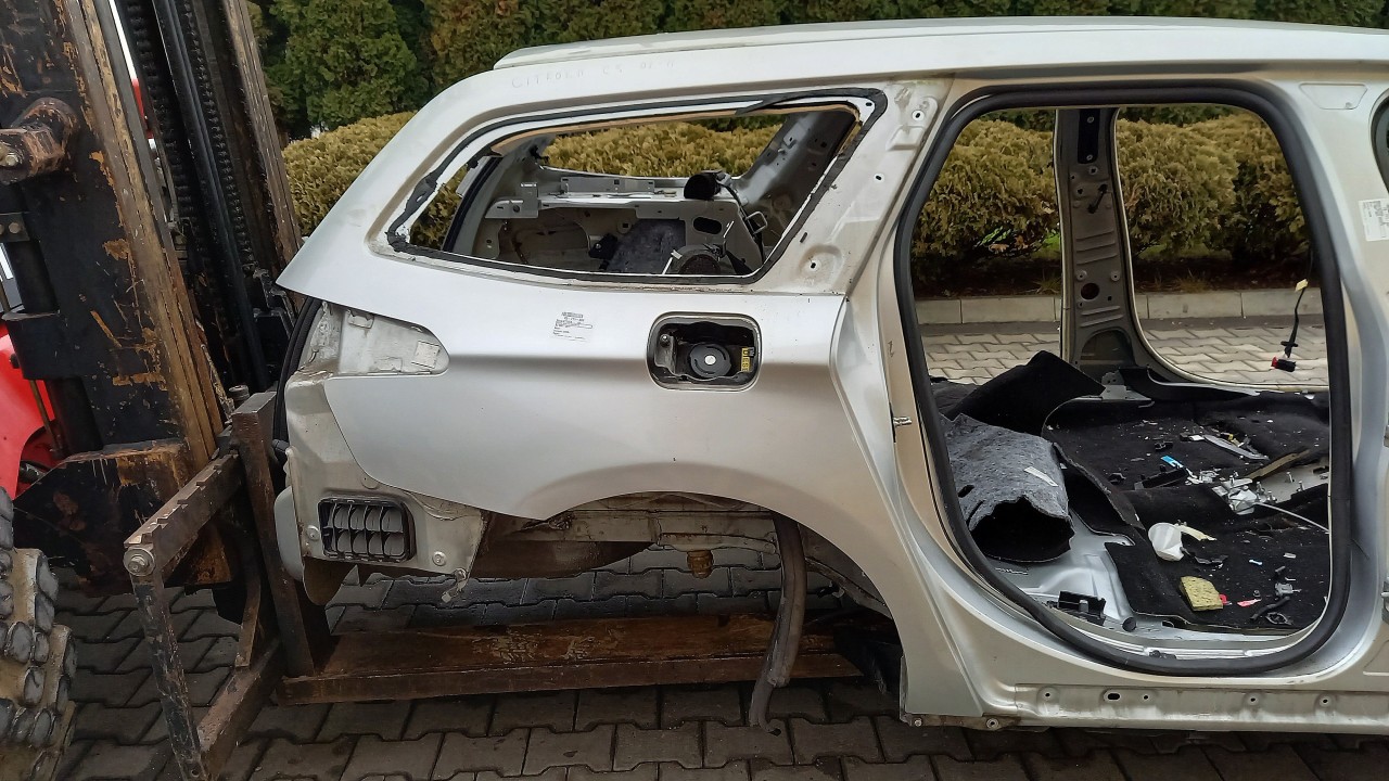 ARIPA SPATE DREAPTA CITROEN C5 - - (2007 2011)