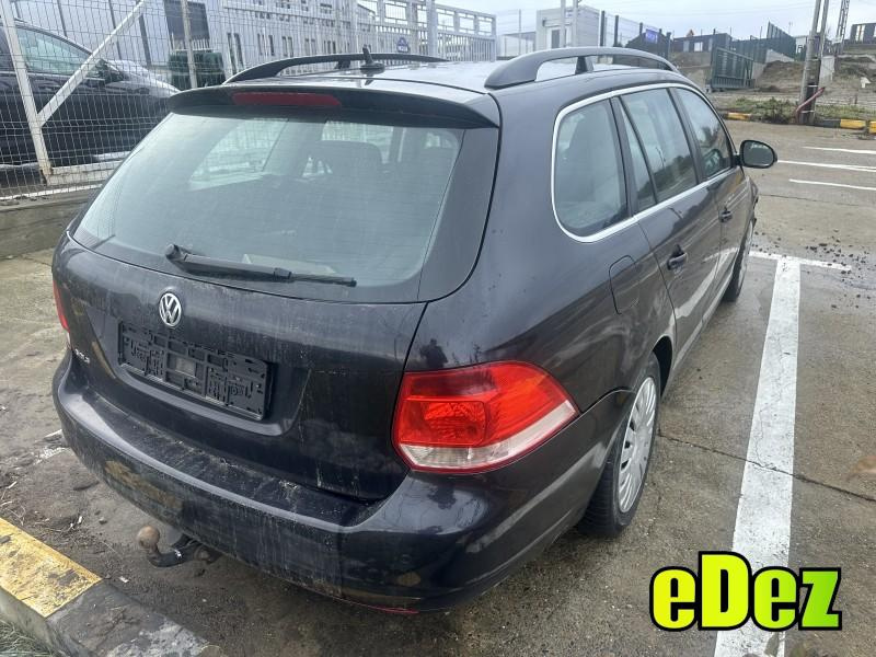 Aripa spate dreapta culoare negru - lc9x Volkswagen Golf 6 (2008-2013)