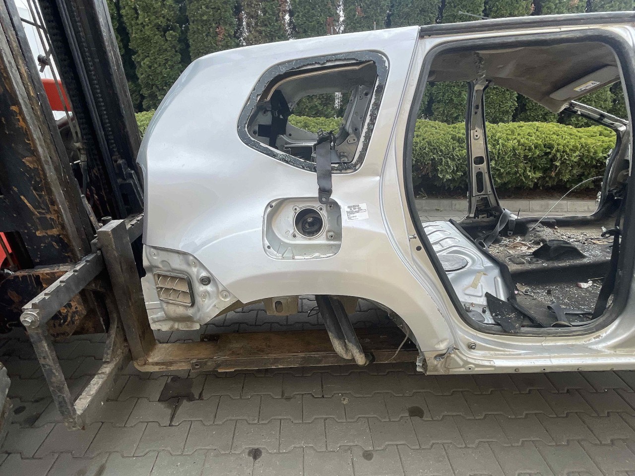 ARIPA SPATE DREAPTA DACIA DUSTER - - (2013 2017)