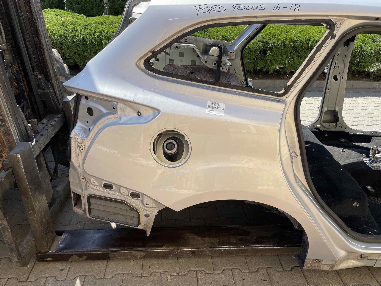 ARIPA SPATE DREAPTA FORD FOCUS - - (2014 2018)