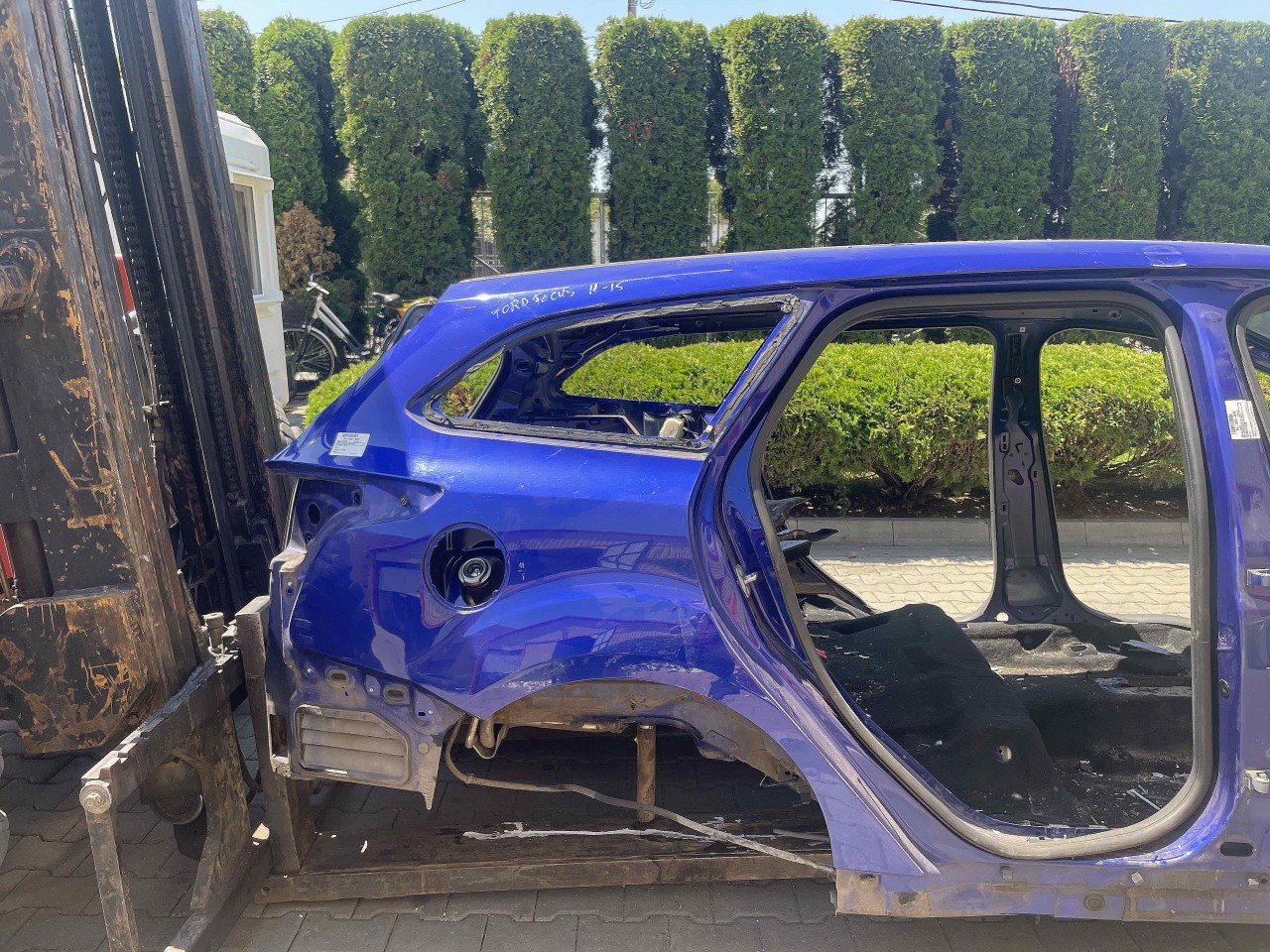 ARIPA SPATE DREAPTA FORD FOCUS FOCUS - - (2011 2014)