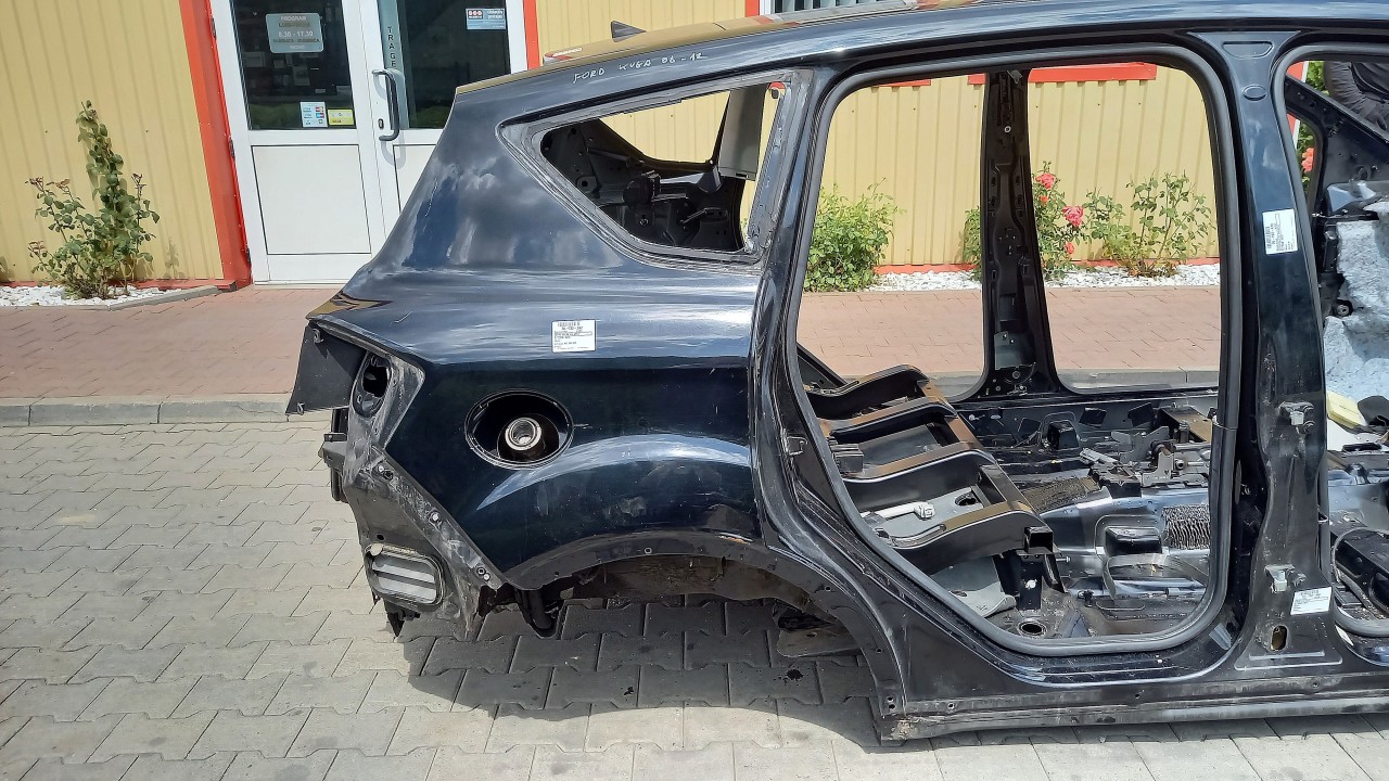 ARIPA SPATE DREAPTA FORD KUGA KUGA - - (2008 2012)