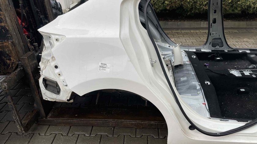 ARIPA SPATE DREAPTA MAZDA 3 3 - (2013 2016)