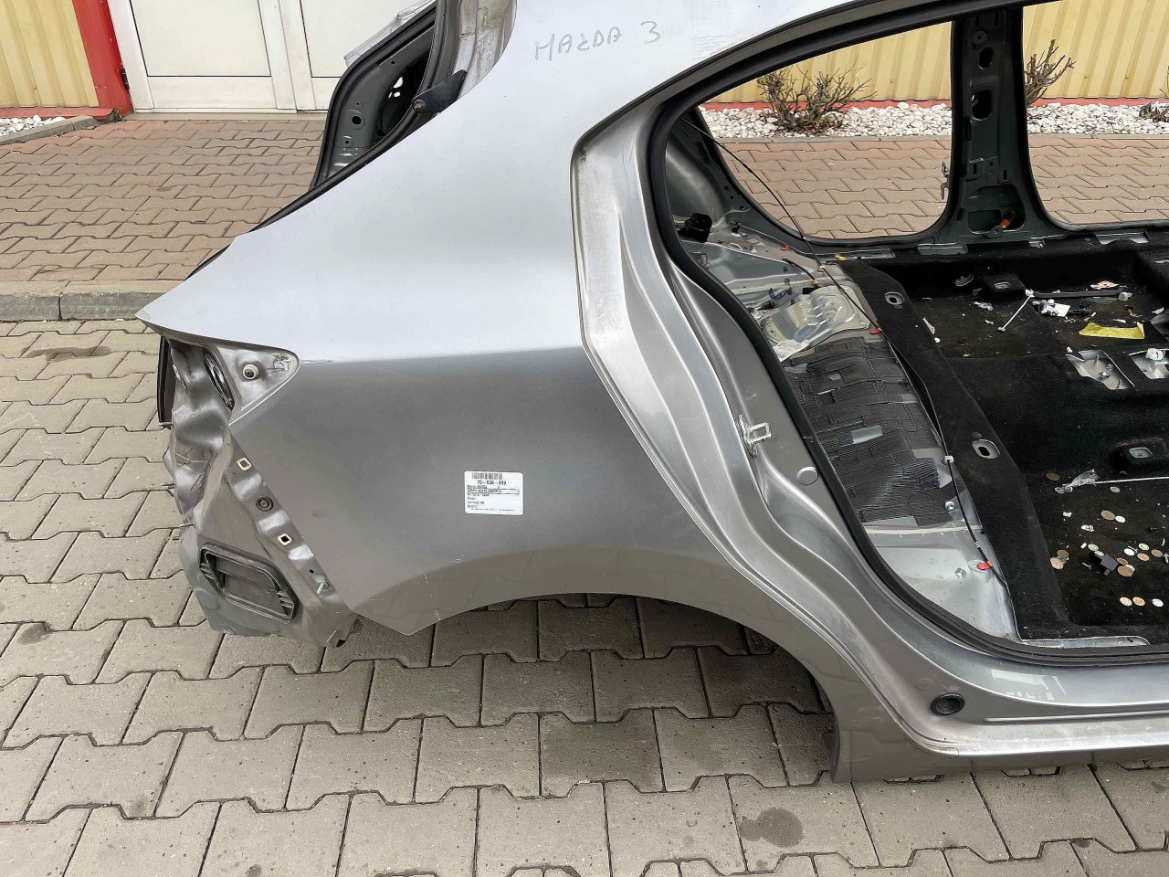 ARIPA SPATE DREAPTA MAZDA 3 3 - - (2013 2018)