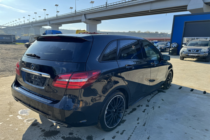 Aripa spate dreapta Mercedes-Benz B-Class W246 [facelift] [2014 - 2020]