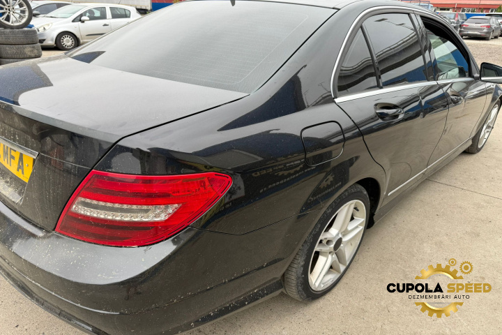 Aripa spate dreapta Mercedes-Benz C-Class W204/S204/C204 [facelift] [2011 - 2015]