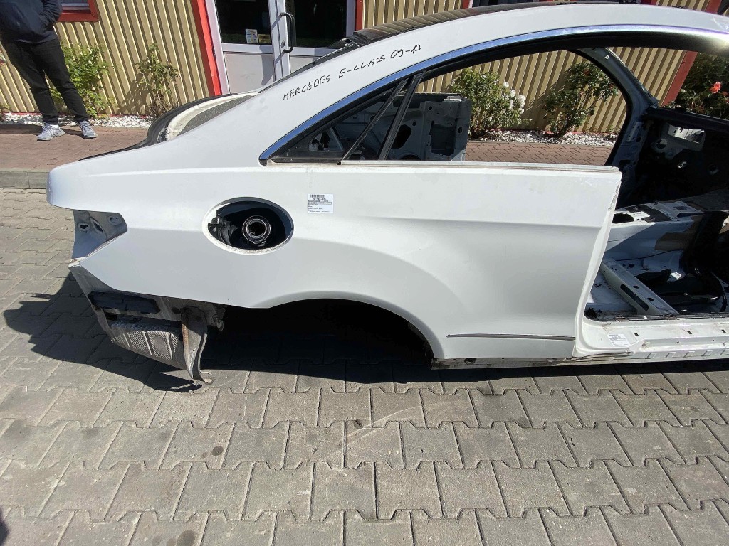 ARIPA SPATE DREAPTA MERCEDES E-CLASS - - (2009 2013)