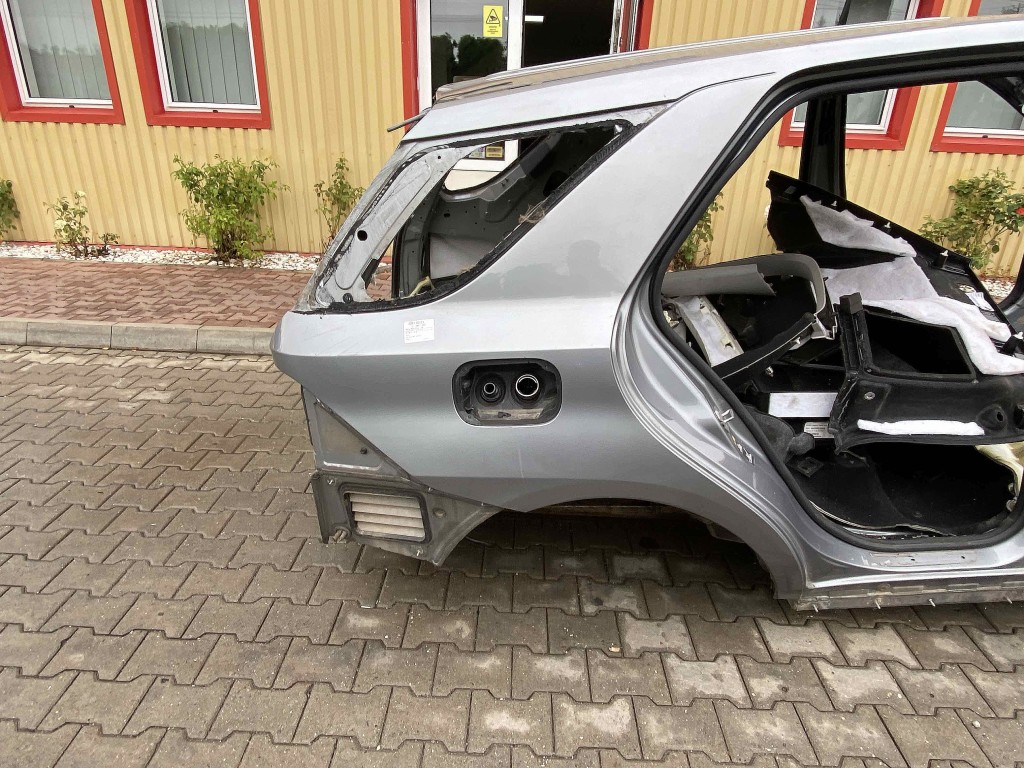 ARIPA SPATE DREAPTA MERCEDES ML - - (2012 2019)