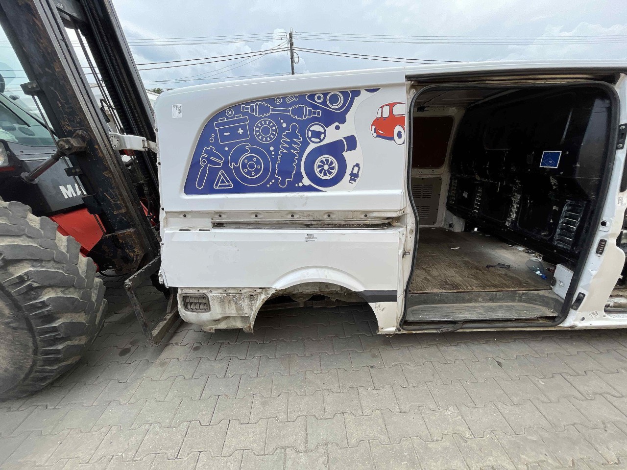ARIPA SPATE DREAPTA MERCEDES VITO - - (2010 2014)