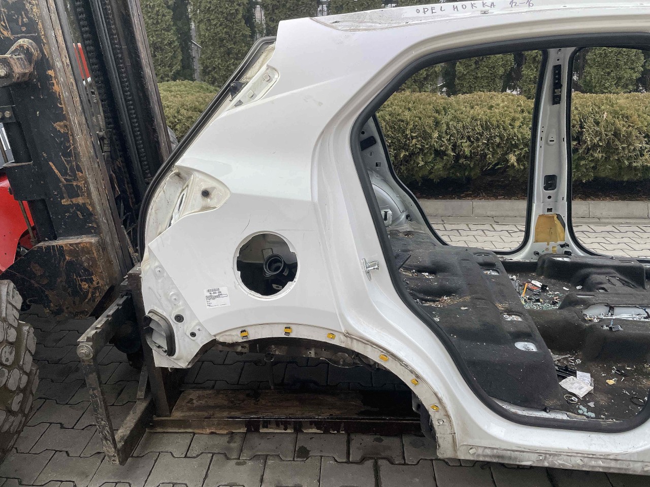ARIPA SPATE DREAPTA OPEL MOKKA - - (2012