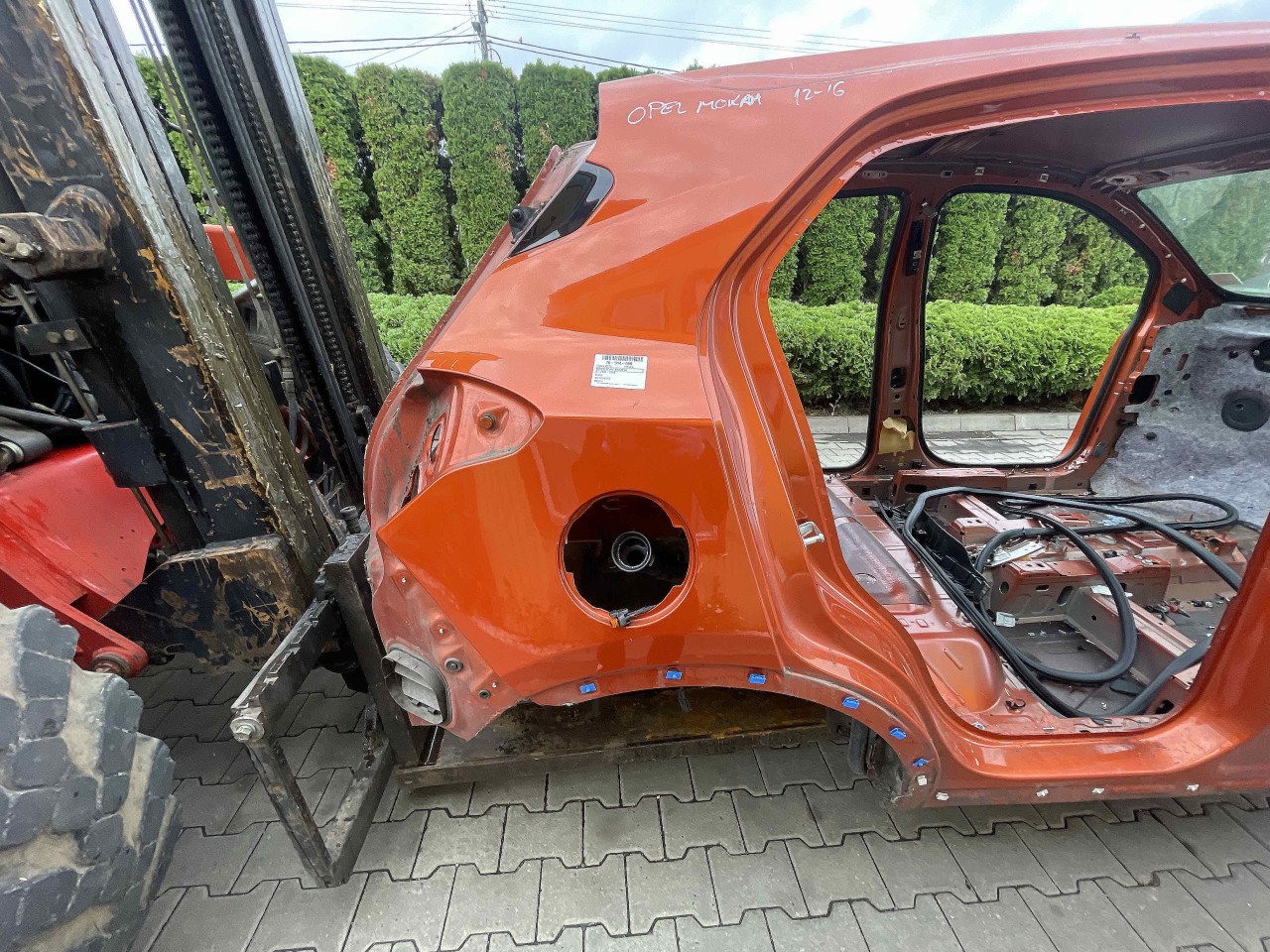 ARIPA SPATE DREAPTA OPEL MOKKA - - (2012