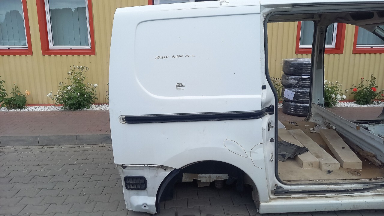 ARIPA SPATE DREAPTA PEUGEOT EXPERT - - (2007 2012)