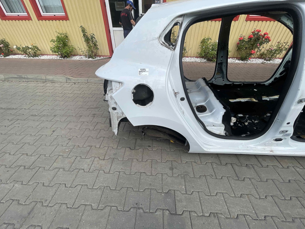 ARIPA SPATE DREAPTA RENAULT CLIO CLIO - - (2012 2016)