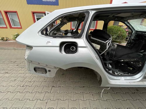 ARIPA SPATE DREAPTA SKODA OCTAVIA - - (2019 2024)