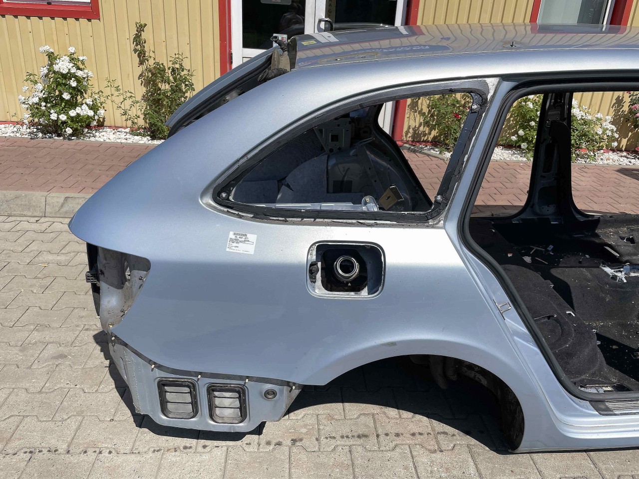 ARIPA SPATE DREAPTA SKODA SUPERB SUPERB - - (2008 2013)