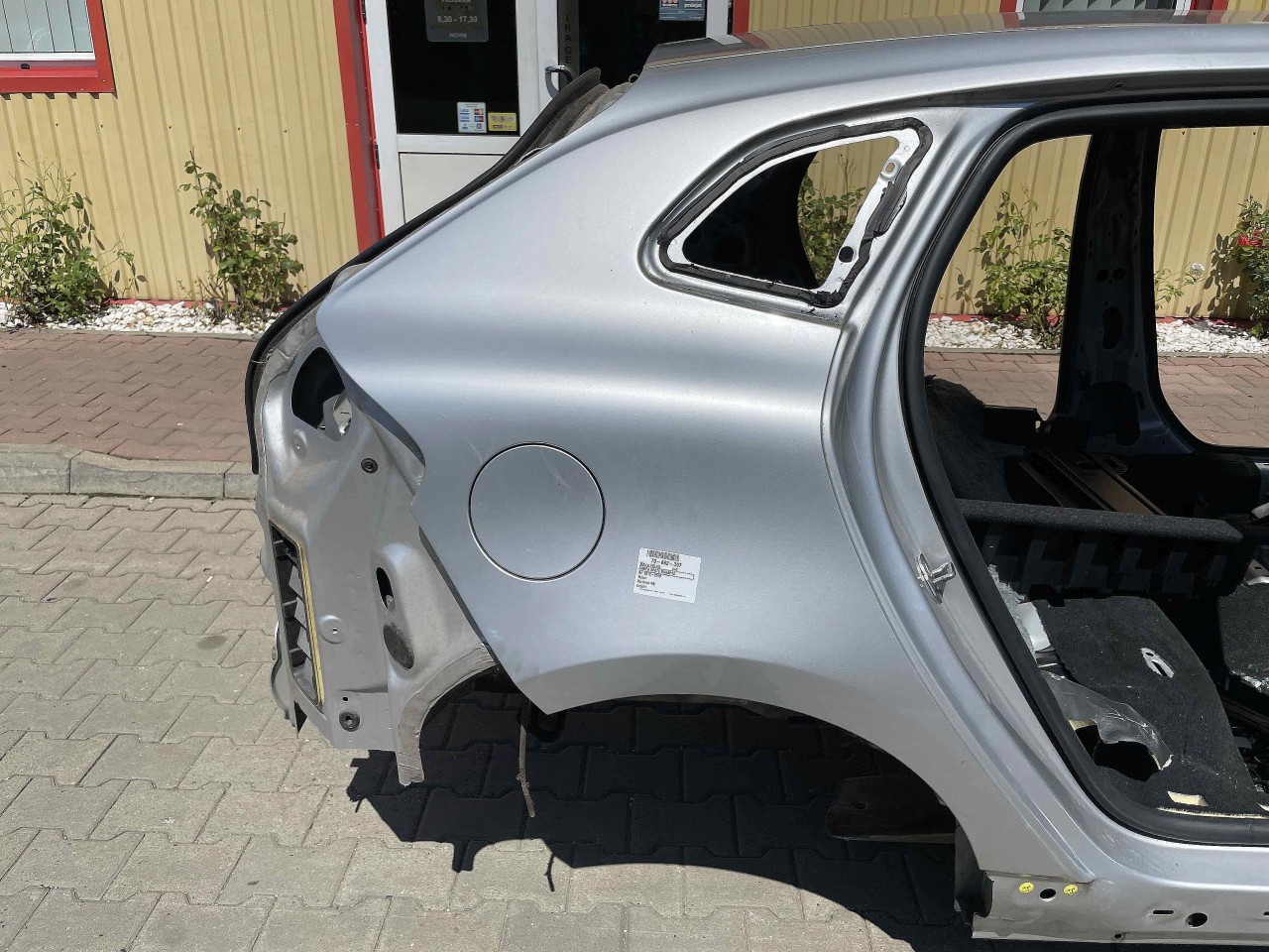 ARIPA SPATE DREAPTA VOLVO V40 V40 - - (2012 2016)
