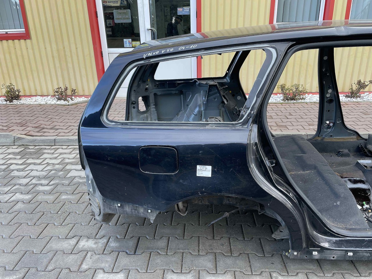 ARIPA SPATE DREAPTA VOLVO V50 - - (2004 2010)