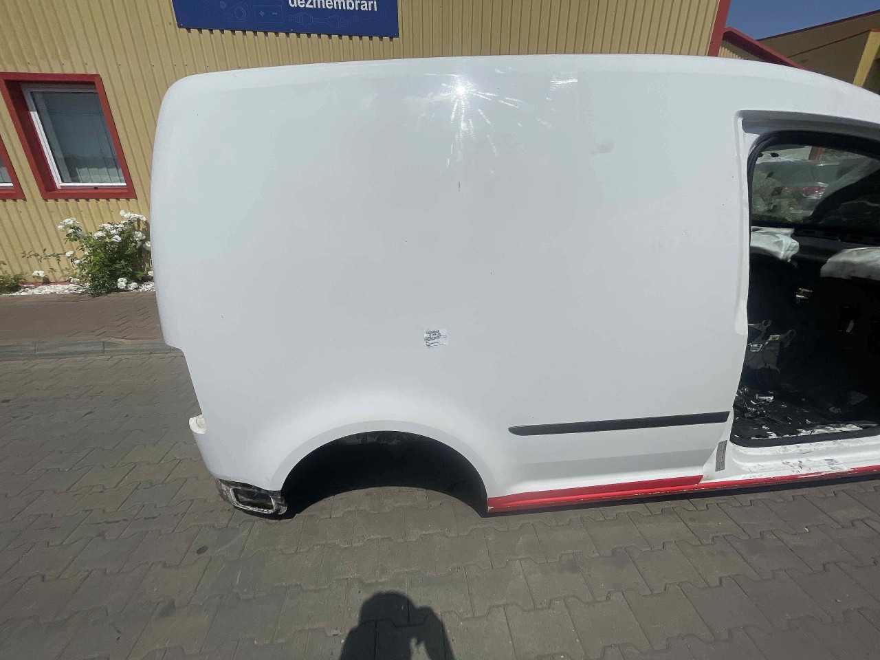 ARIPA SPATE DREAPTA VW CADDY - - (2015 2020)