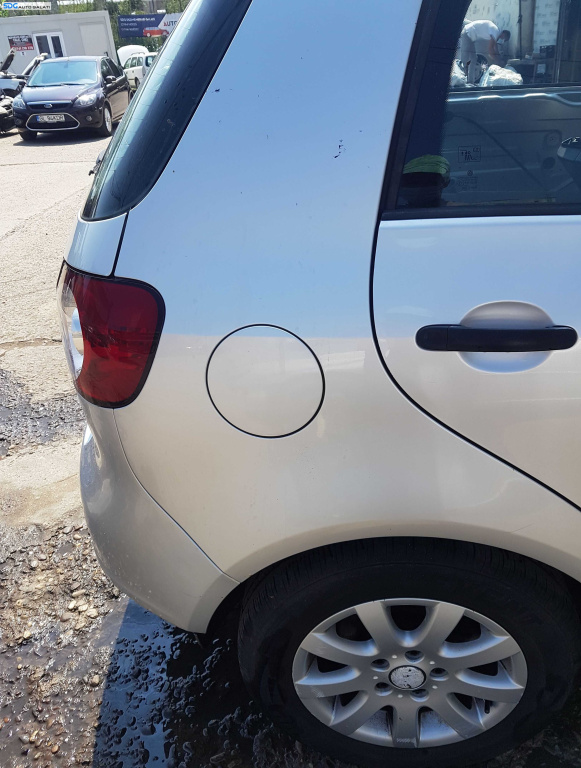 Aripa Spate Dreapta VW Golf 6 PLUS 2008 - 2013 Cod Culoare LA7W