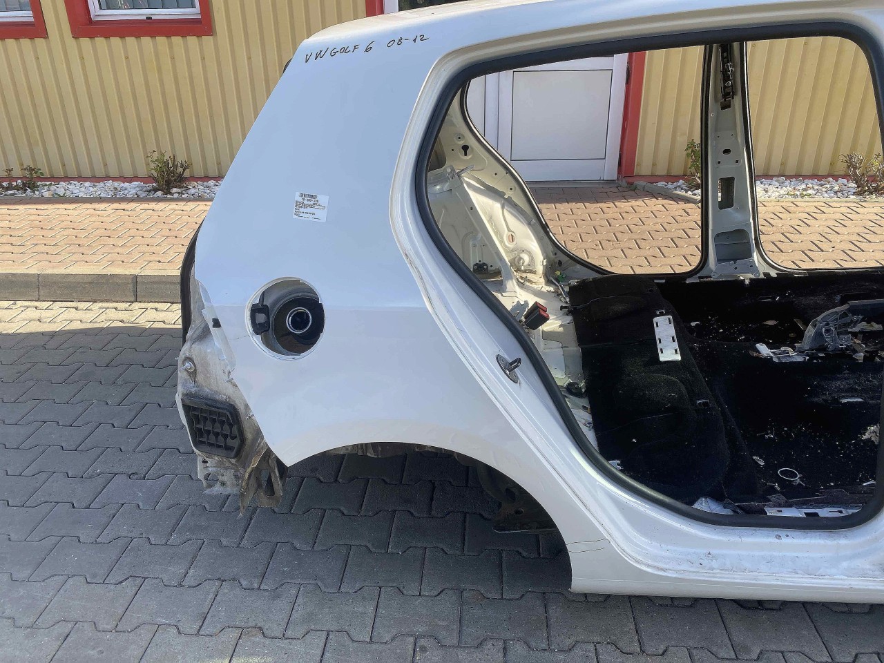 ARIPA SPATE DREAPTA VW GOLF VI - - (2008 2012)