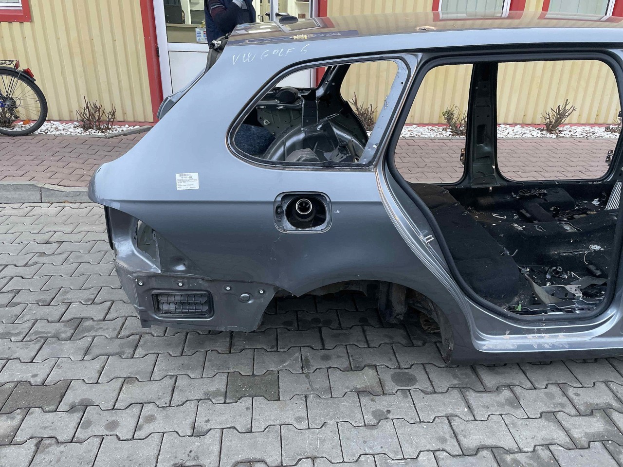 ARIPA SPATE DREAPTA VW GOLF VI GOLF VI - - (2008 2012)