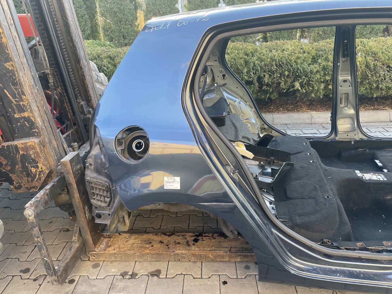 ARIPA SPATE DREAPTA VW GOLF VI GOLF VI - - (2008 2012)