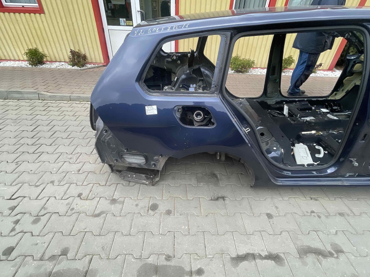 ARIPA SPATE DREAPTA VW GOLF VII - - (2012 2016)